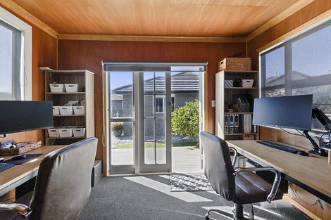 Photo of property in 58d Karamea Street, Whalers Gate, New Plymouth, 4310