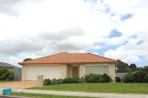 Photo of property in 27 Morewa Place, Takanini, 2112