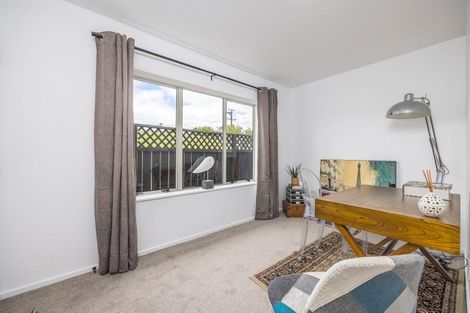 Photo of property in 59 The Grove, Red Beach, 0932