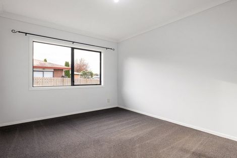 Photo of property in 9 Catalina Drive, Melville, Hamilton, 3206