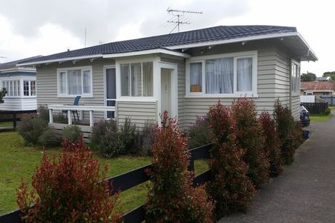 Photo of property in 6a Henderson Avenue, Tuakau, 2121