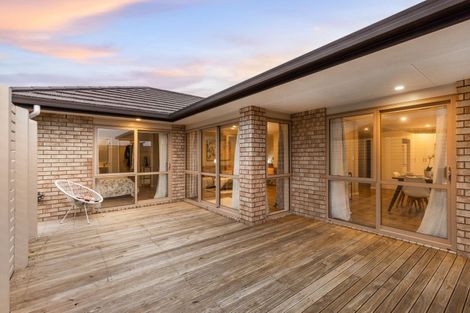 Photo of property in 122 Endeavour Drive, Whitby, Porirua, 5024