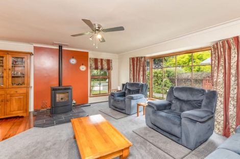 Photo of property in 14 Ramore Place, Redwood, Christchurch, 8051