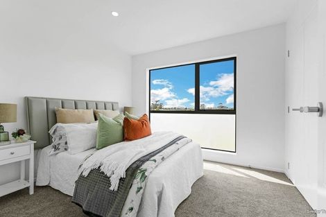 Photo of property in 3/17 Barneys Farm Road, Clendon Park, Auckland, 2103