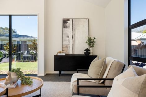 Photo of property in 120 Aorangi Road, Bryndwr, Christchurch, 8053