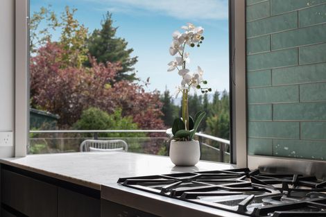 Photo of property in 293 Riverbank Road, Wanaka, 9382