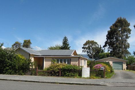 Photo of property in 28 Orowaiti Road, Westport, 7825