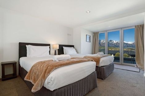 Photo of property in 74 Panorama Terrace, Queenstown, 9300