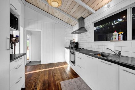 Photo of property in 10 Hira Street, Ohawe, Hawera, 4671