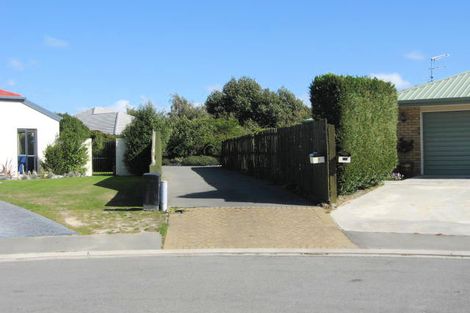 Photo of property in 9 Dylan Close, Rolleston, 7614