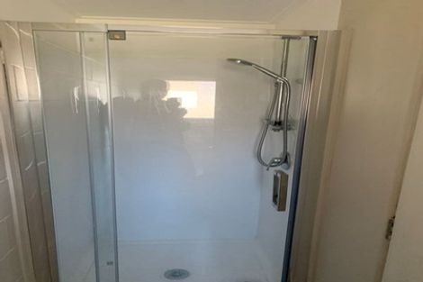 Photo of property in 18 Kent Street, Waiuku, 2123