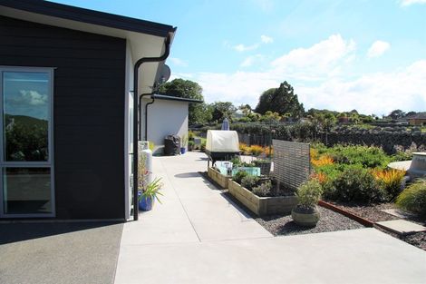 Photo of property in 17 Heartstone Place, Te Kamo, Kamo, 0185