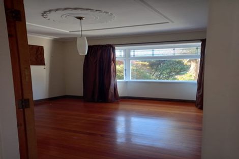 Photo of property in 82 Mortimer Terrace, Brooklyn, Wellington, 6021