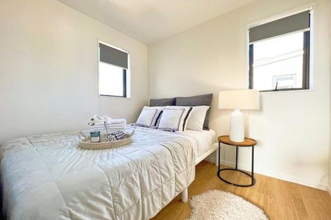 Photo of property in 321a Pakuranga Road, Pakuranga Heights, Auckland, 2010