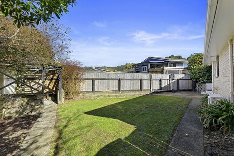 Photo of property in 27 Sunbrae Drive, Silverstream, Upper Hutt, 5019