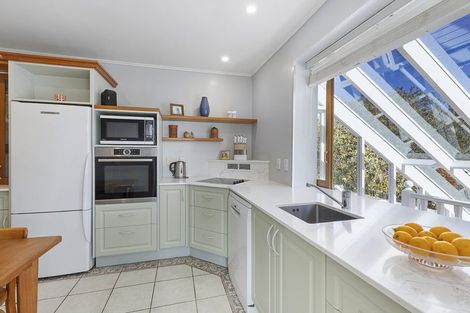 Photo of property in 66 Taylor Terrace, Tawa, Wellington, 5028