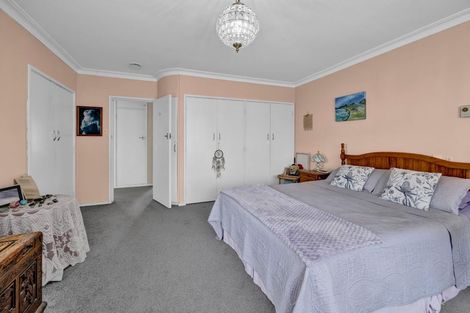Photo of property in 28 Camberwell Road, Hawera, 4610