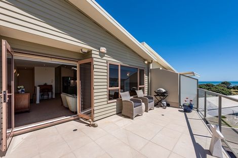 Photo of property in 11/1 Marine Parade, Paraparaumu Beach, Paraparaumu, 5032