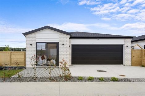 Photo of property in 1 Bannockburn Road, Opaheke, 2113