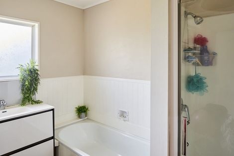 Photo of property in 3 Tikati View, Titahi Bay, Porirua, 5022