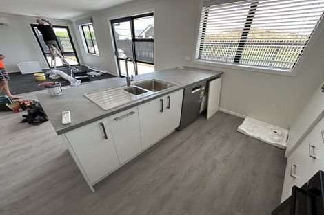 Photo of property in 42 Evergreen Parade, Rosehill, 2113