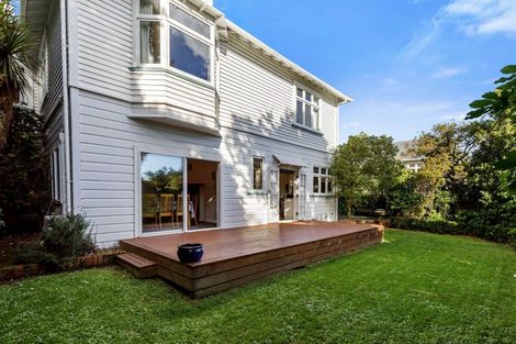 Photo of property in 49 Upper Watt Street, Wadestown, Wellington, 6012