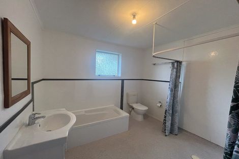 Photo of property in 1 Matai Street, Waikanae, 5036