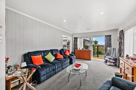 Photo of property in 199 Don Buck Road, Massey, Auckland, 0614