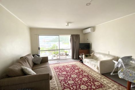 Photo of property in 95 Farmer Crescent, Taita, Lower Hutt, 5011