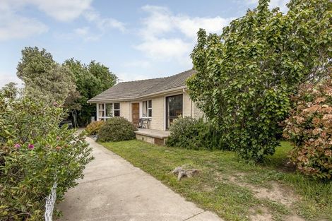 Photo of property in 12 Frensham Crescent, Woolston, Christchurch, 8062