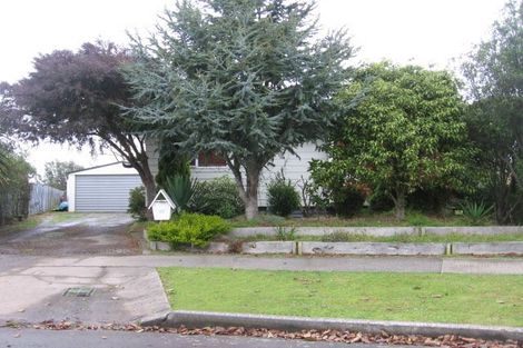 Photo of property in 16 Perrin Place, Kelvin Grove, Palmerston North, 4414