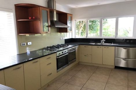 Photo of property in 5 Ringwood Street, Torbay, Auckland, 0630