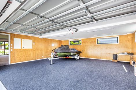 Photo of property in 6 Keitha Place, Kinloch, Taupo, 3377