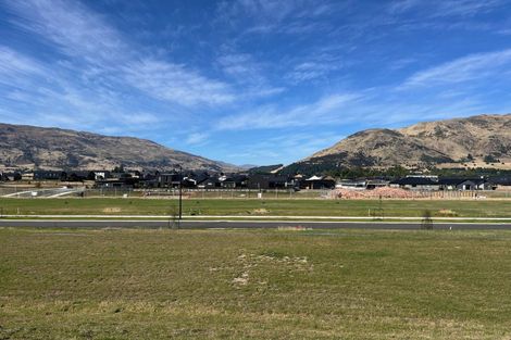 Photo of property in 8 Mason Street, Wanaka, 9305