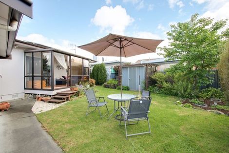 Photo of property in 28 Caxton Street, Onekawa, Napier, 4110