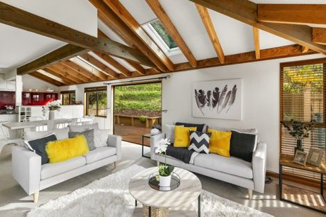 Photo of property in 10 Swadel Way, Karori, Wellington, 6012