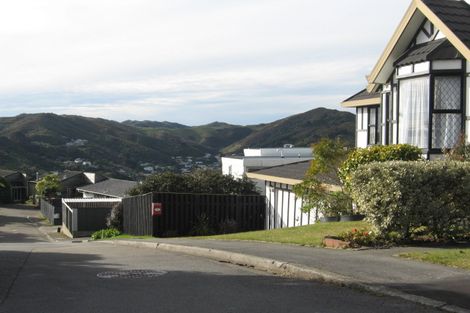 Photo of property in 8 Fillbridge Way, Karori, Wellington, 6012