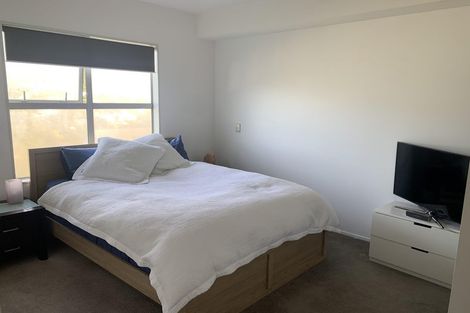 Photo of property in 79 Saddleback Grove, Karori, Wellington, 6012