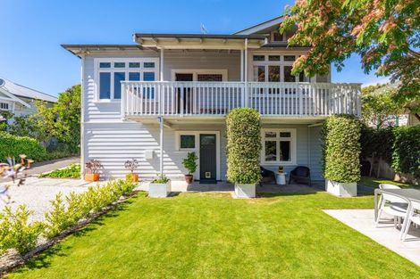 Photo of property in 23 Cameron Road, Bluff Hill, Napier, 4110