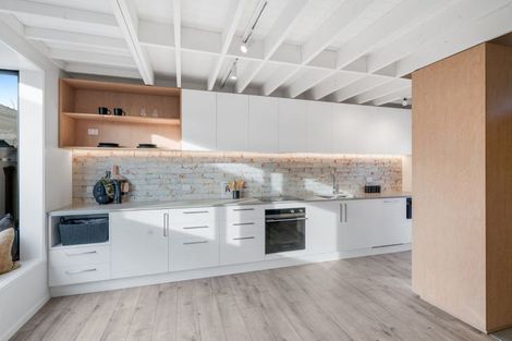 Photo of property in 2/938 Colombo Street, St Albans, Christchurch, 8014