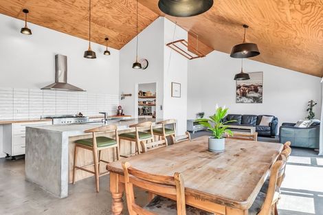 Photo of property in 16 Glen Oak Drive, Kirwee, Darfield, 7571