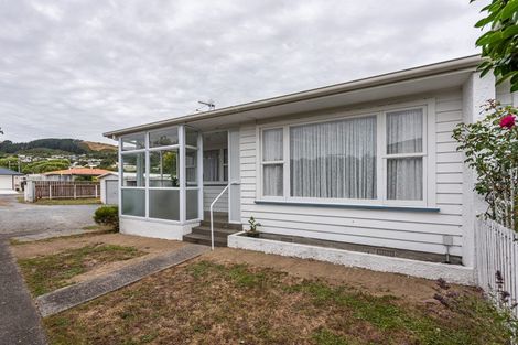 Photo of property in 13f3 Luckie Street, Tawa, Wellington, 5028