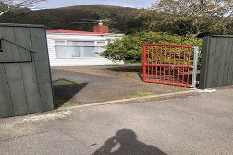 Photo of property in 11 Oroua Street, Eastbourne, Lower Hutt, 5013
