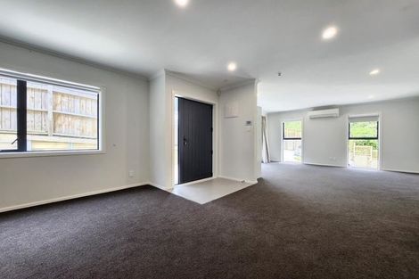 Photo of property in 1a Te Reinga View, Tawa, Wellington, 5028