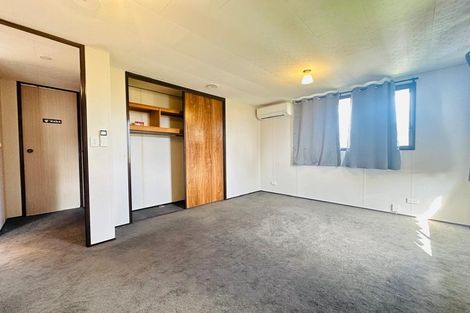 Photo of property in 24 Starforth Place, Henderson, Auckland, 0612