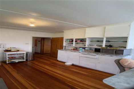 Photo of property in 60 Tremewan Street, Tawa, Wellington, 5028