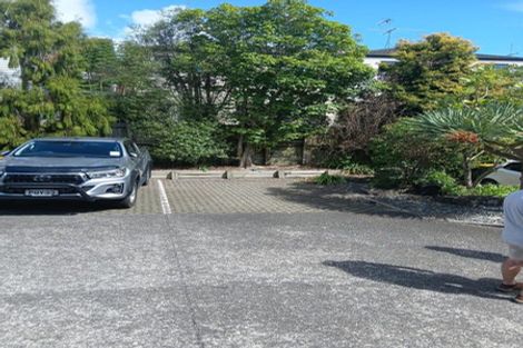 Photo of property in 6/44 Fields Parade, Oteha, Auckland, 0632