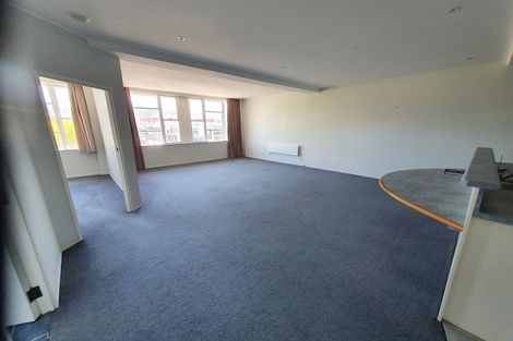 Photo of property in Grandstand Apartments, 37/80u Kent Terrace, Mount Victoria, Wellington, 6011