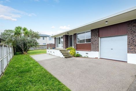 Photo of property in 69 Hepburn Road, Glendene, Auckland, 0602