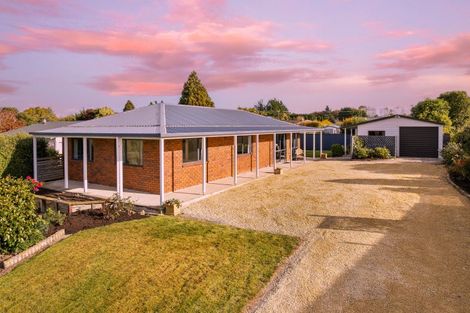 Photo of property in 77 Beach Street, Saint Clair, Dunedin, 9012